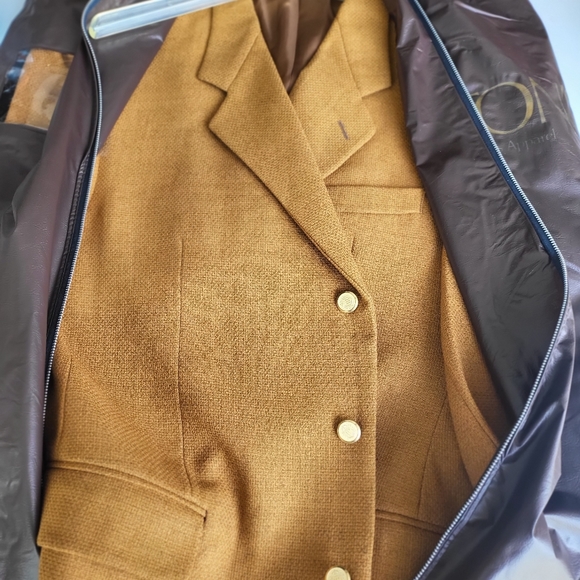 Men Suits - Picture 13 of 16